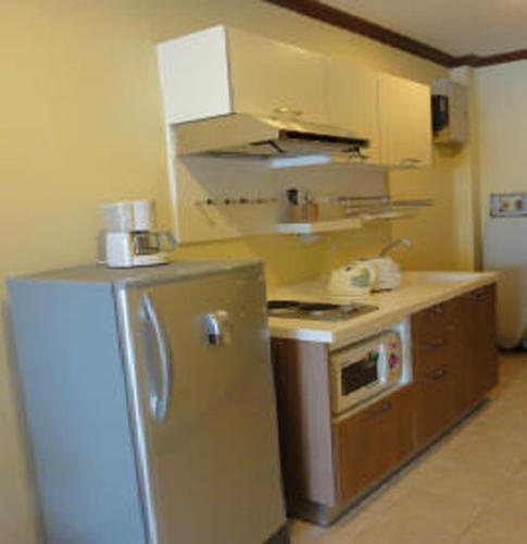 Patong Karlssons Hotel Εξωτερικό φωτογραφία