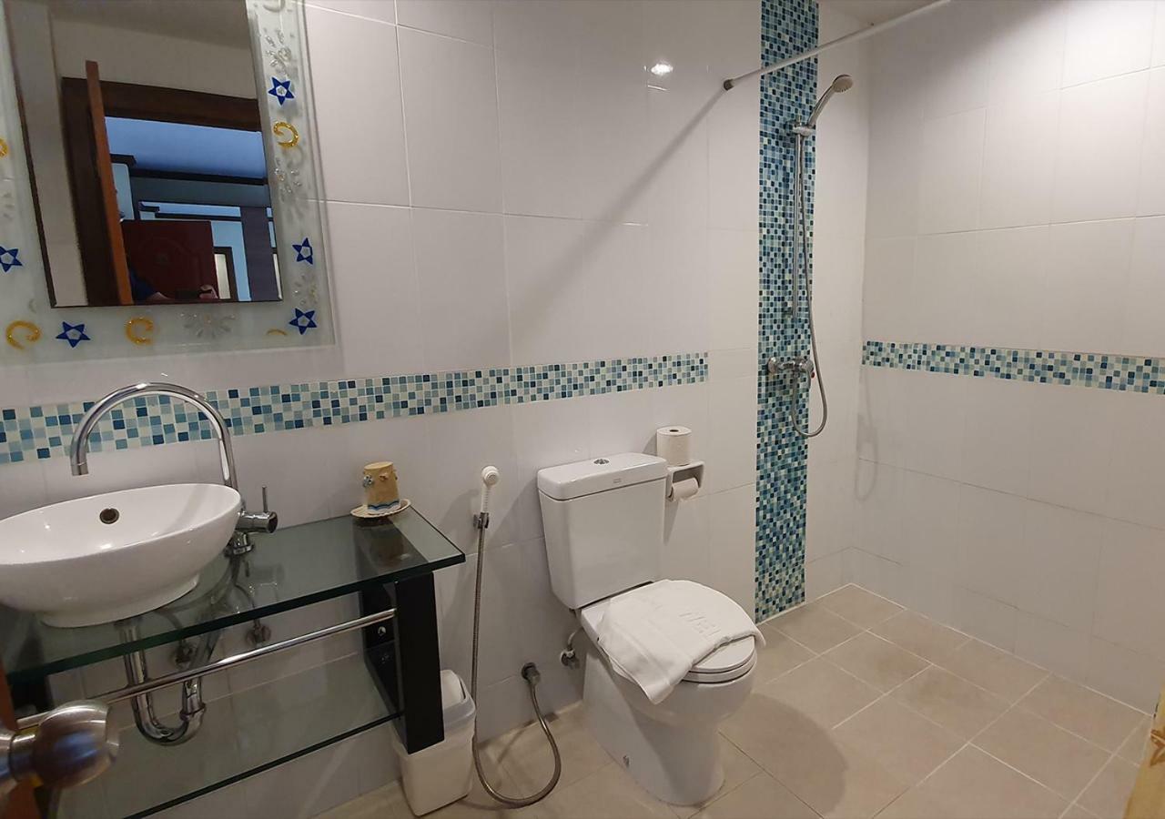 Patong Karlssons Hotel Εξωτερικό φωτογραφία