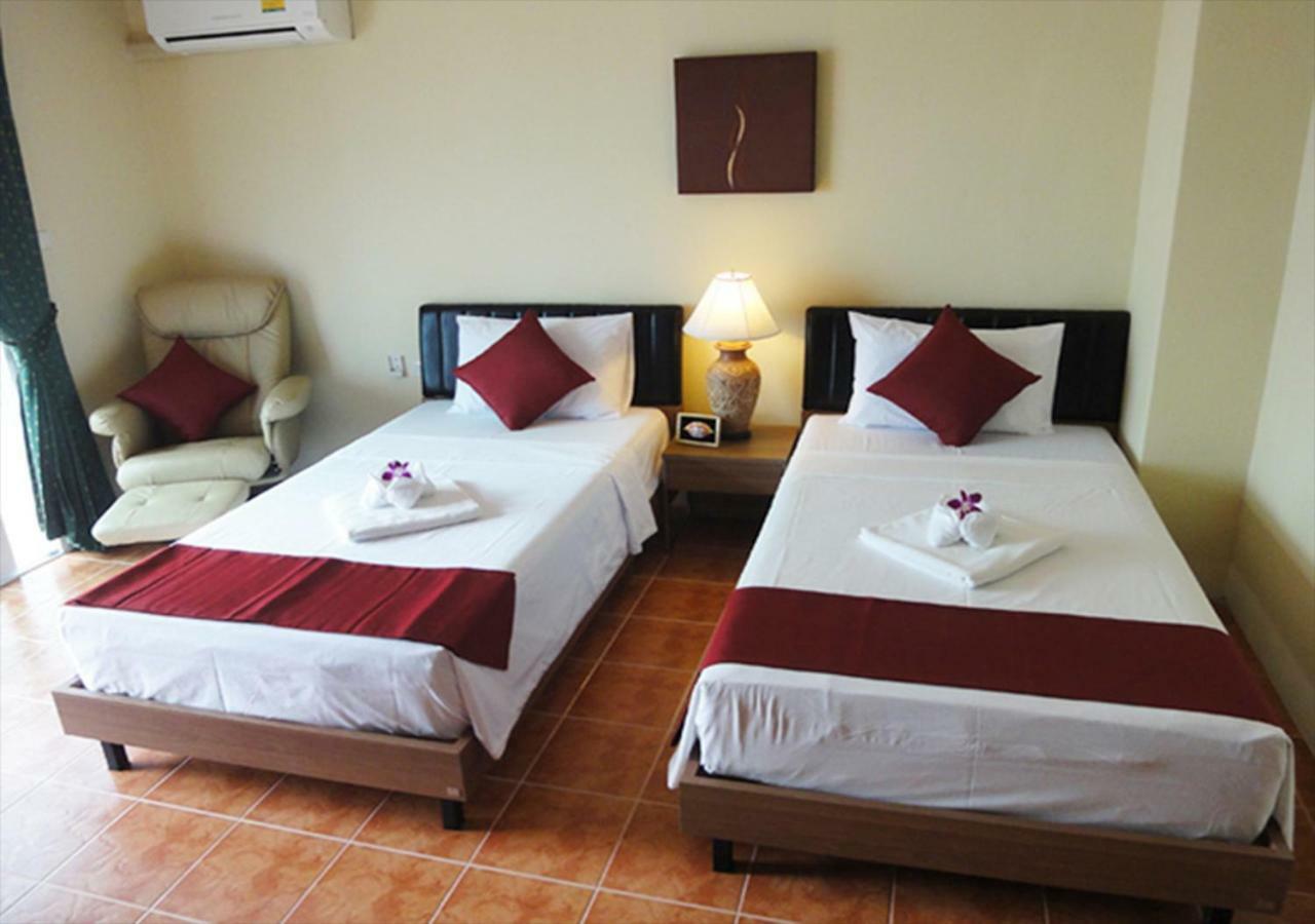Patong Karlssons Hotel Εξωτερικό φωτογραφία